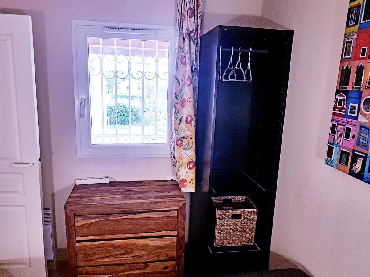 Les Ecrins De La Badine - Hameaux Apartment Hyères Екстериор снимка
