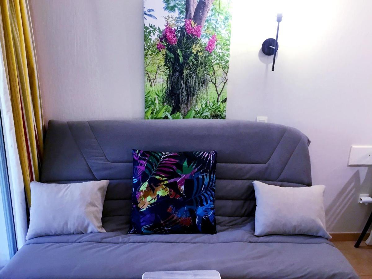 Les Ecrins De La Badine - Hameaux Apartment Hyères Екстериор снимка