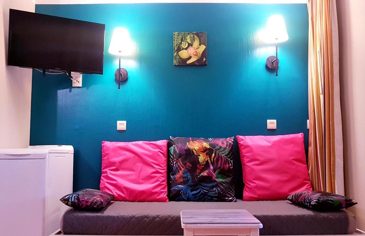 Les Ecrins De La Badine - Hameaux Apartment Hyères Екстериор снимка